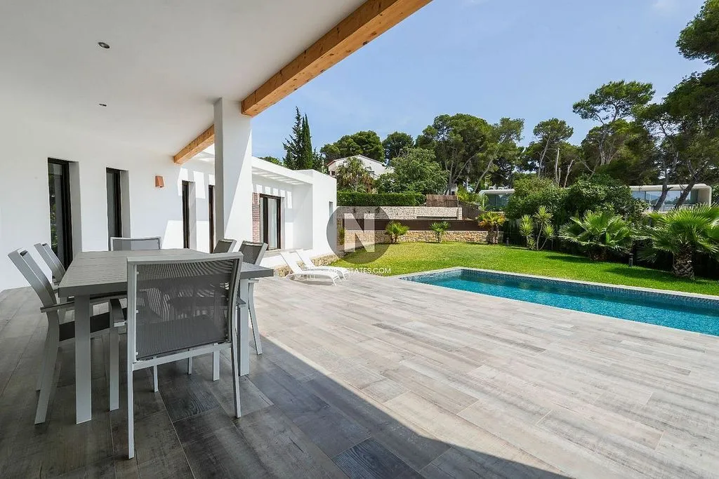Pool - Chalet with Pool and Sea View in Cap Martí