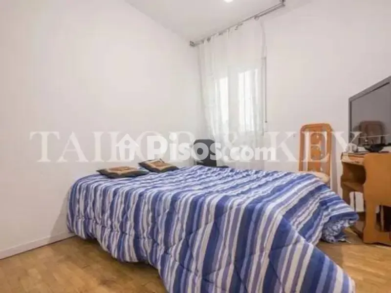 Chambres - Flat with Balcony in Lavapiés-Embajadores