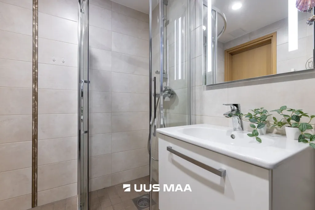Salles de bain - Renovated Apartment with Intercom in Lasnamäe
