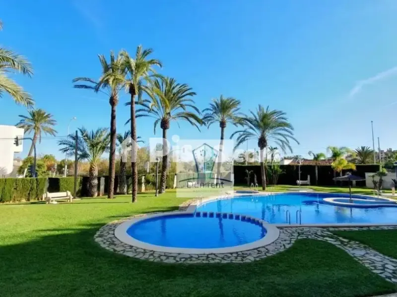 Piscine - Apartment with Pool in Dénia