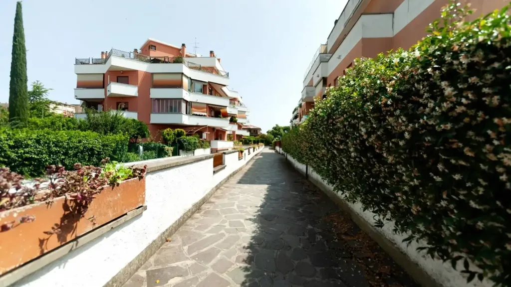 Välivaade - Attico with 100m² Terrace in Ciampino