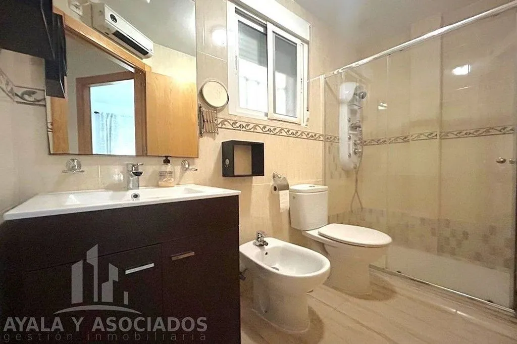 Vannitoad - Ground Floor Flat with Parking in La Unión
