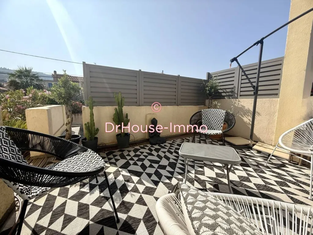 Terrass - Villa Apartment with Sea View in La Ciotat