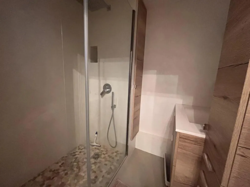Bagni - Meubled Flat with Terrace in Nice
