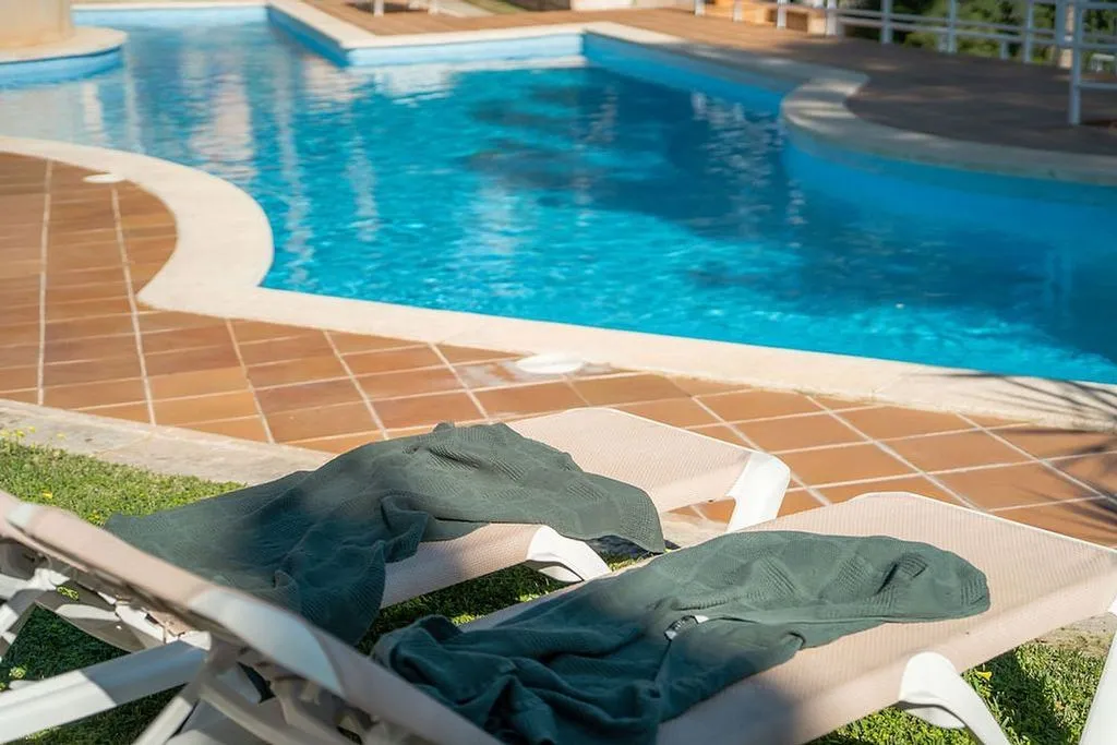 Bassein - 3-Bed Apartment with Pool in Illetes