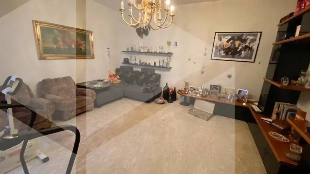 Elutuba - Semi-Independent Apartment with Box in San Severo