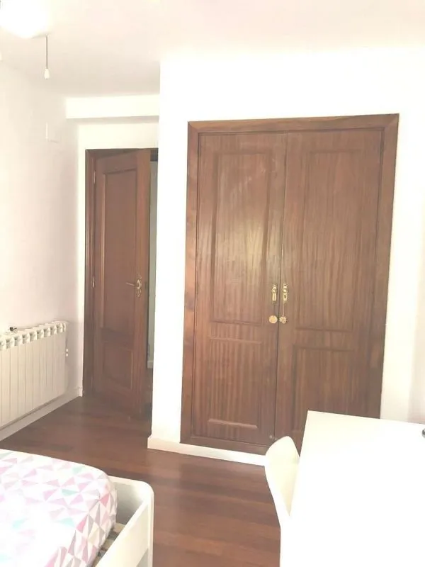 Bedrooms - Furnished Flat with Balcony in Albors