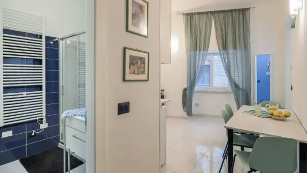 6-room apartment in IT
