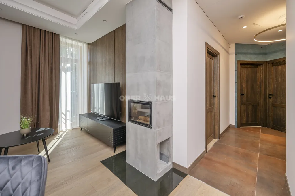 Séjour - 3-Bedroom Apartment with Park View in Vilnius