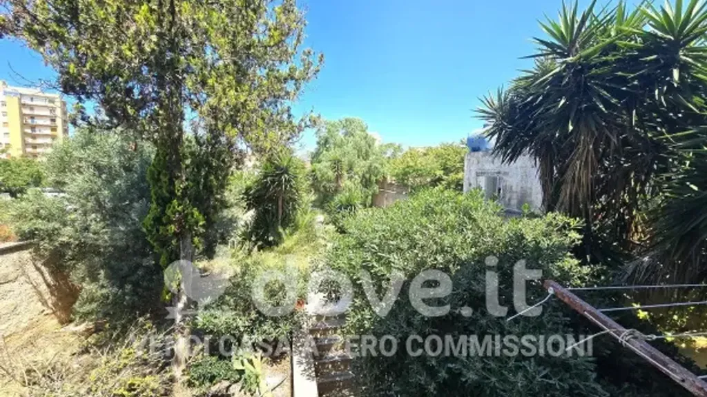 Aed - Spacious Apartment with Garage in Marsala Centre