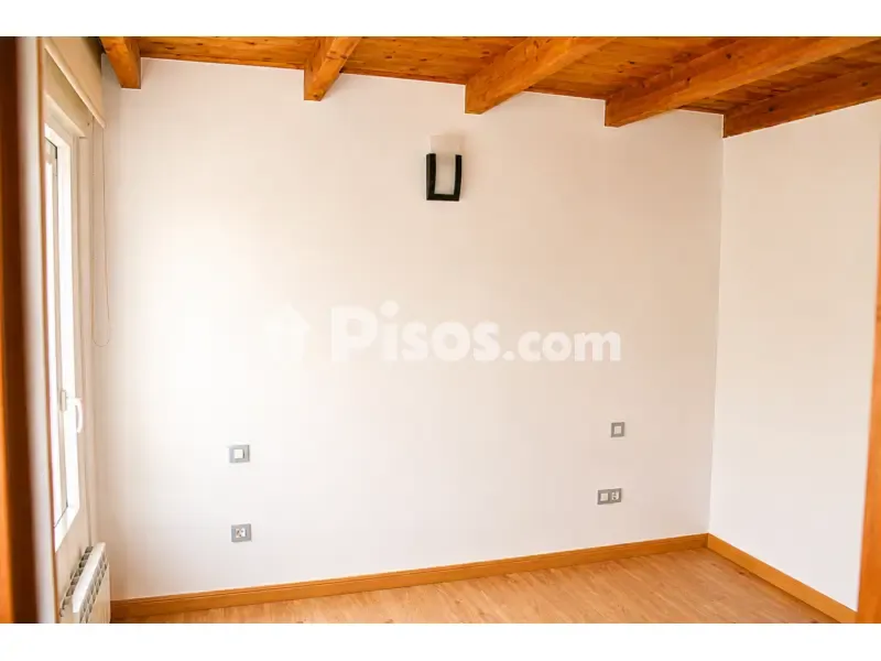 Pièces - Bright Duplex Apartment with Terrace in San Pablo