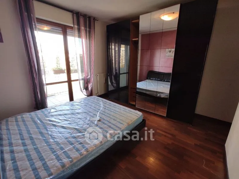 Chambres - Two-Level Apartment with Balcony in Bergamo