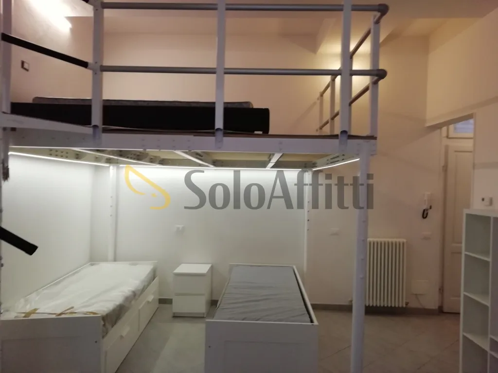 Chambres - Studio Flat with Mezzanine in Rifredi, Florence