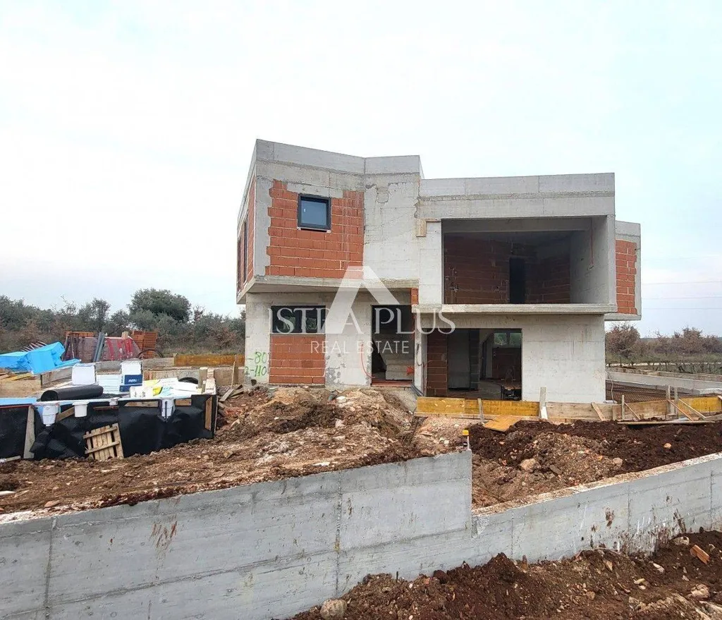 Esterno - Modern Villa with Pool in Brtonigla