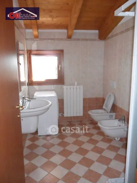 Vannitoad - Furnished Flat with Balcony in Oppeano