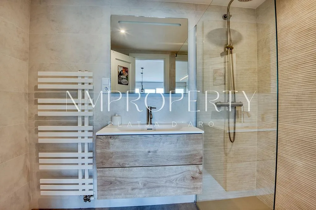 Salles de bain - Apartment with Sea View and Pool in S'Agaró