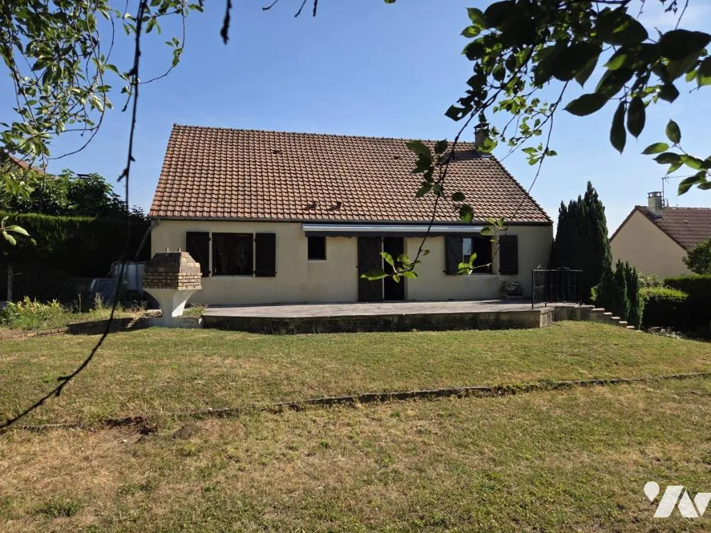 Esterno - Detached House with Terrace in La Milesse