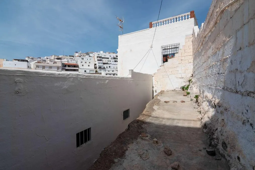 Garden - Chalet with Terrace in Salobreña's Old Town