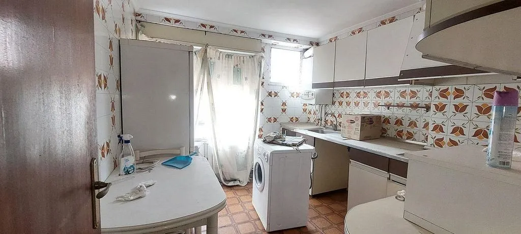 Cuisine - 3-Bedroom Flat with Views in Torrelavega
