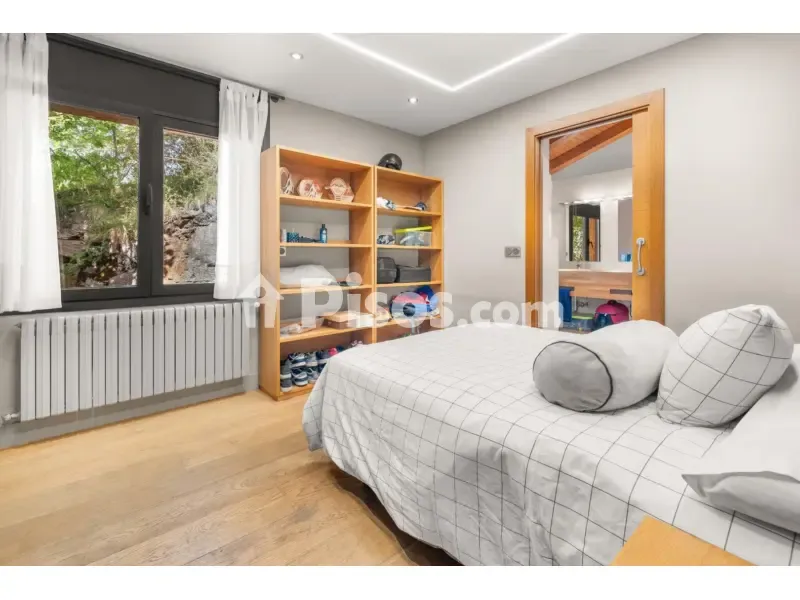Magamistoad - Chalet with Private Garden in Calle Anyós