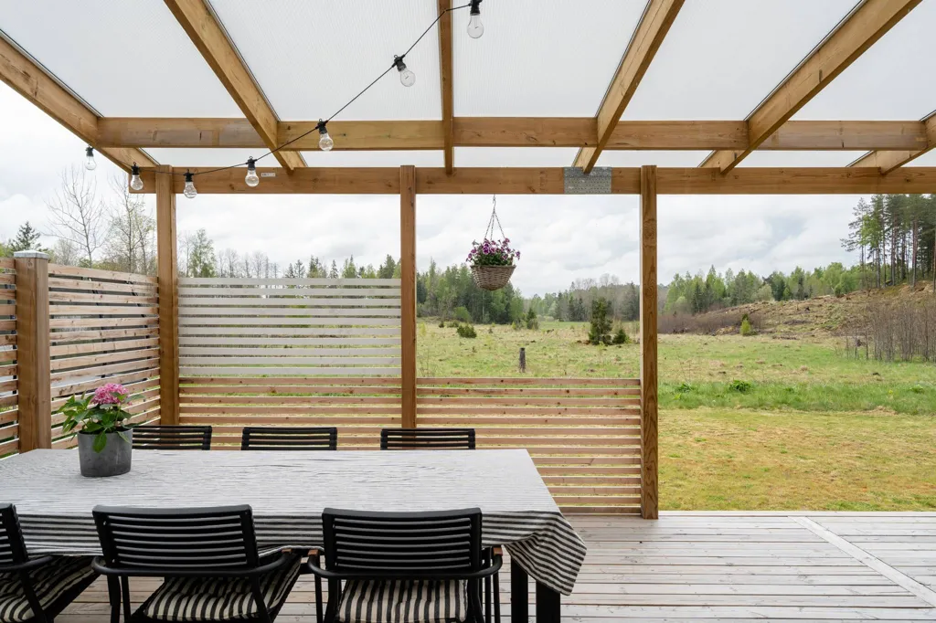 Terrass - Modern Villa with Garden in Uls-Väsby