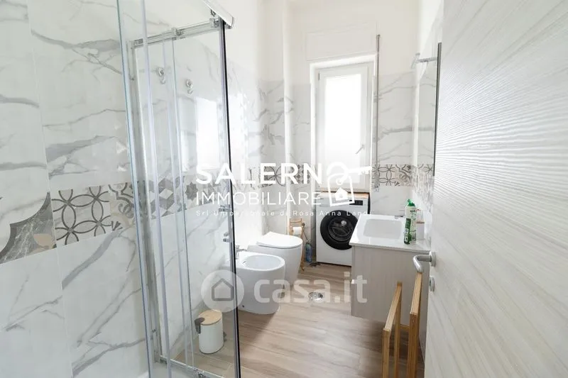 Salles de bain - Modern Flat with Balcony in Salerno Centre