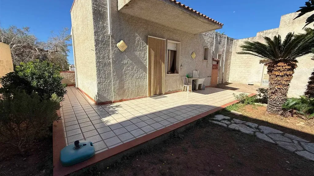 Aed - Villa with Garden in Contrada Berbarello, Marsala