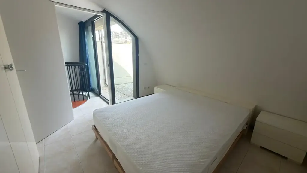 Chambres - Two-Level Apartment with Balcony in Florence