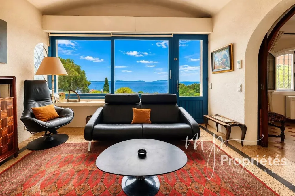 Séjour - Villa Vue Mer Panoramique à Rayol-Canadel