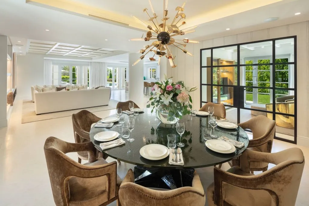 Söögituba - Luxury Villa with Golf Course View in Marbella