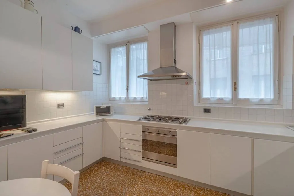 Cuisine - Luxury Apartment with Panoramic Terrace in Genoa