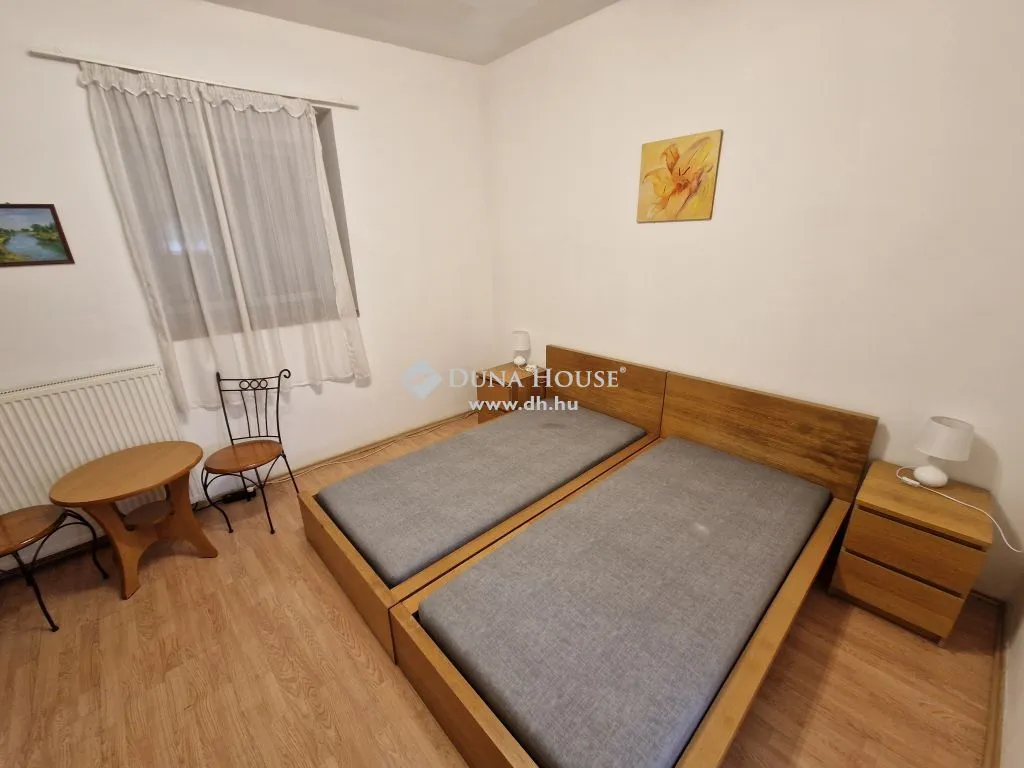 Magamistoad - Mixed-Use Property with Garden in Baja