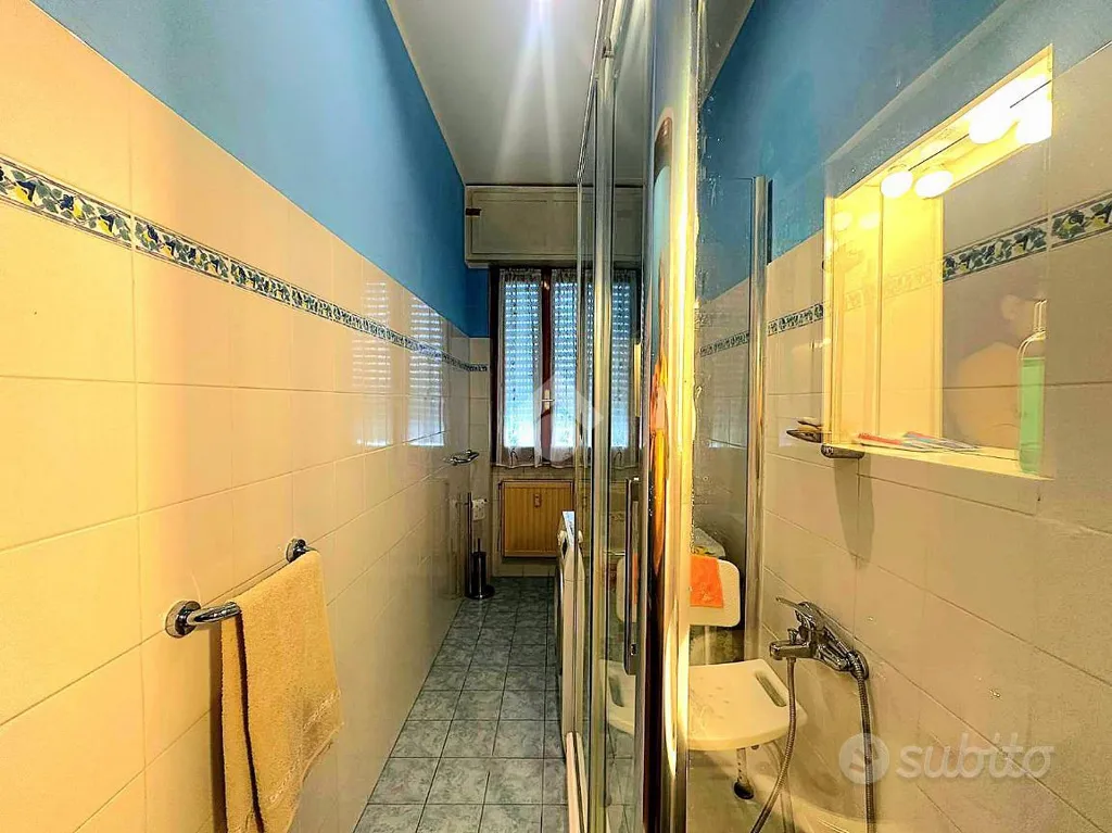 Salles de bain - Apartment with Terrace in Cairo Montenotte