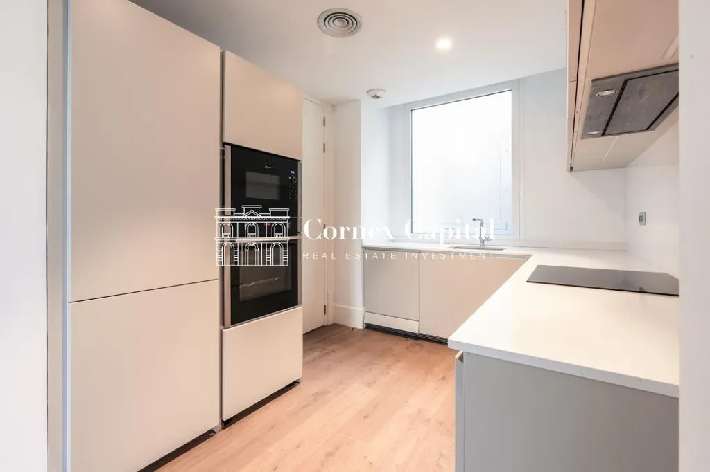 Kitchen - Penthouse-Duplex with Terrace in Eixample, Barcelona
