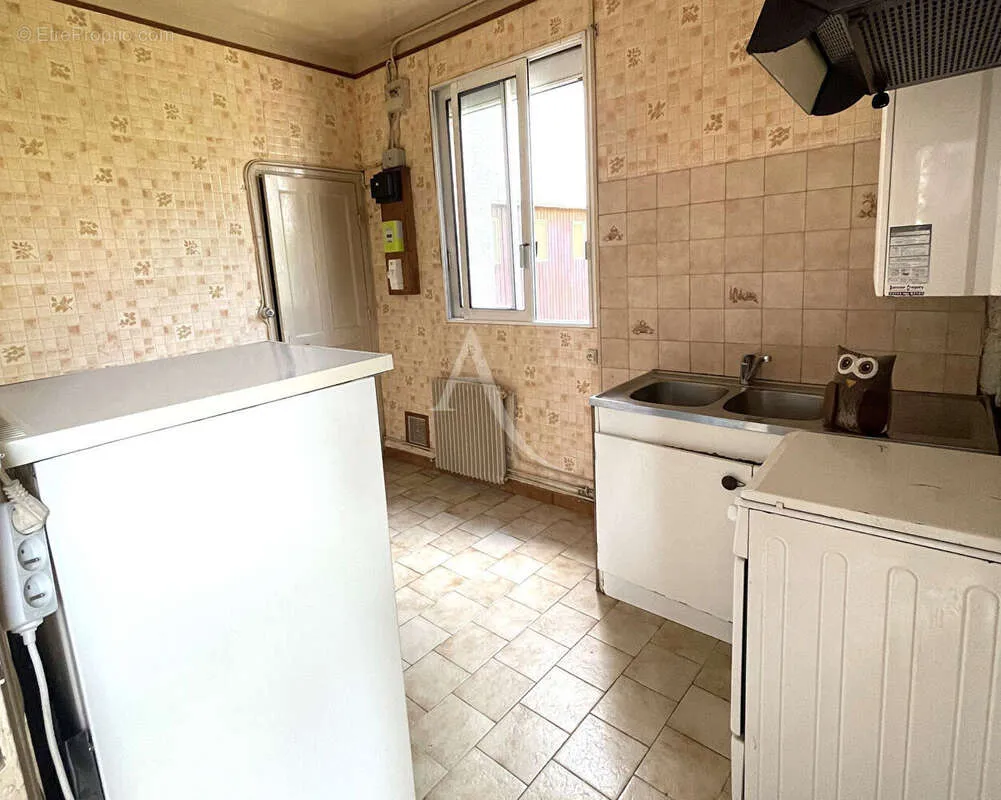 4-toaline maja asukohas Evreux