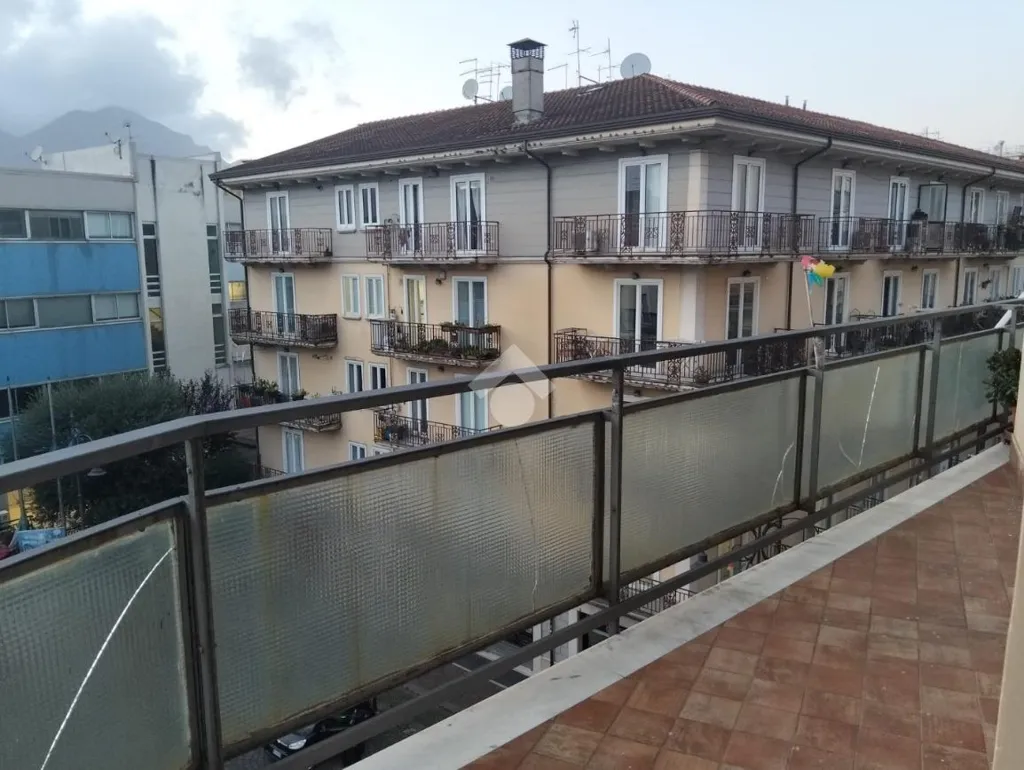 Rõdu - Apartment with Balcony in Avellino