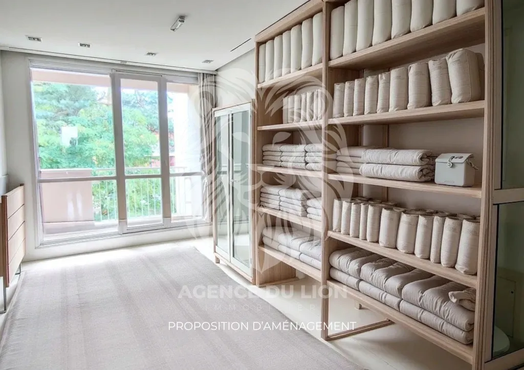 Zimmer - 3-Bedroom Flat to Renovate in Beauchamp Centre