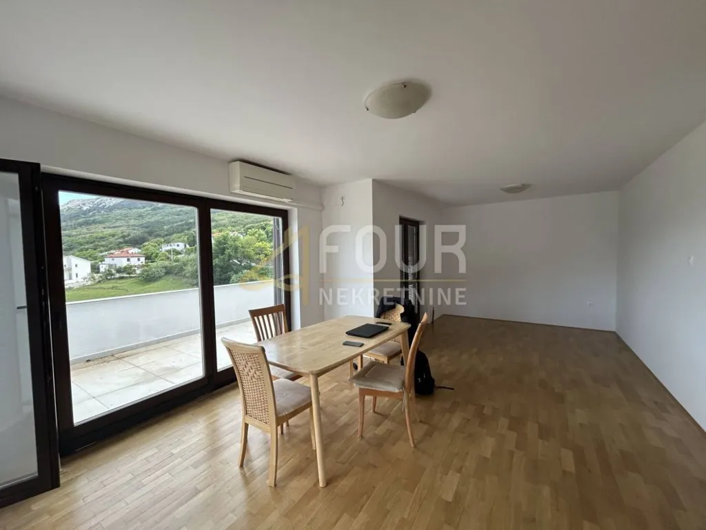 Salle à manger - Apartment with Pool in Baška