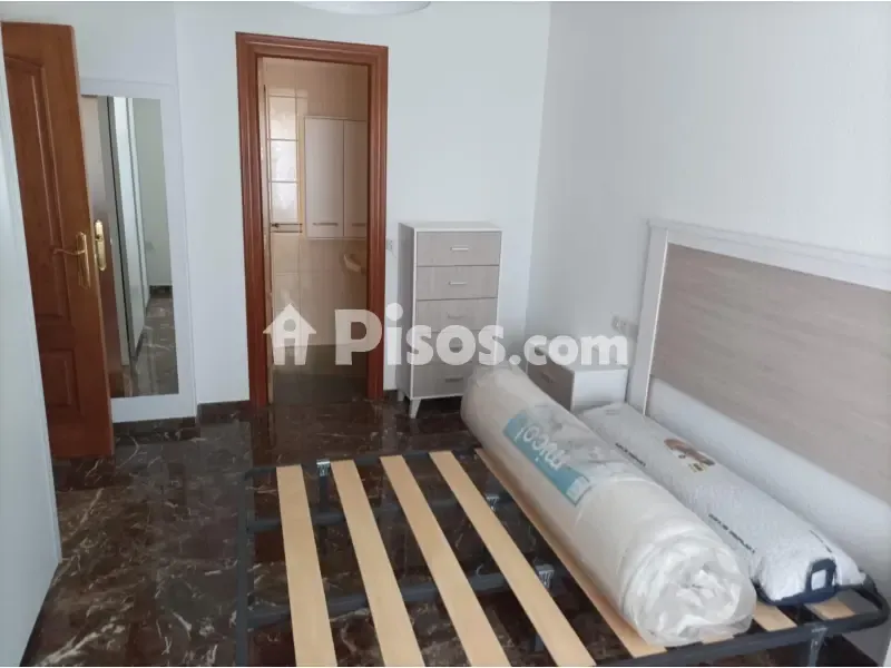 Chambres - Modernised Flat with Balcony in City Centre
