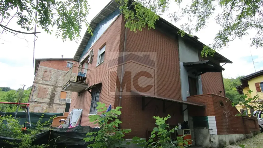 Esterno - Maisonette with Balcony in Viano