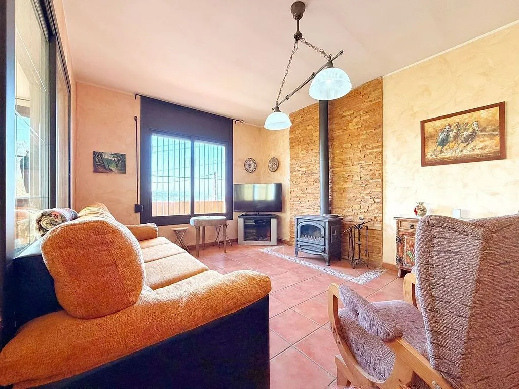 Elutuba - Chalet with Pool and Terrace in Canyelles