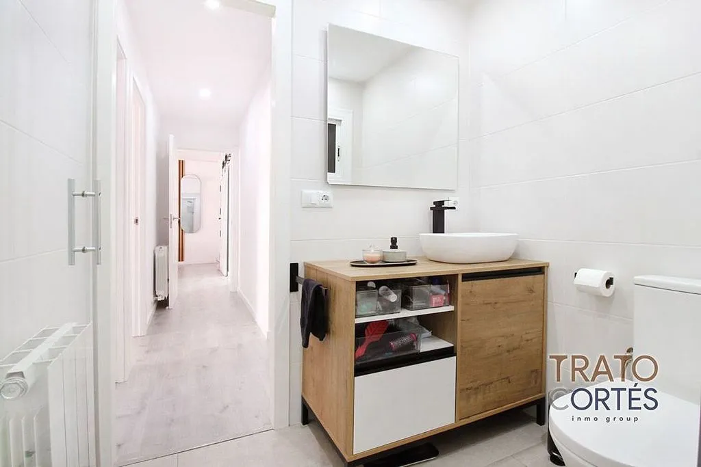 Salles de bain - Apartment with Balcony in Gavà Centre