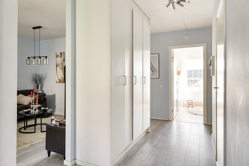 Hallway - Apartment with Generous Balcony in Limhamn Bunkeflostrand