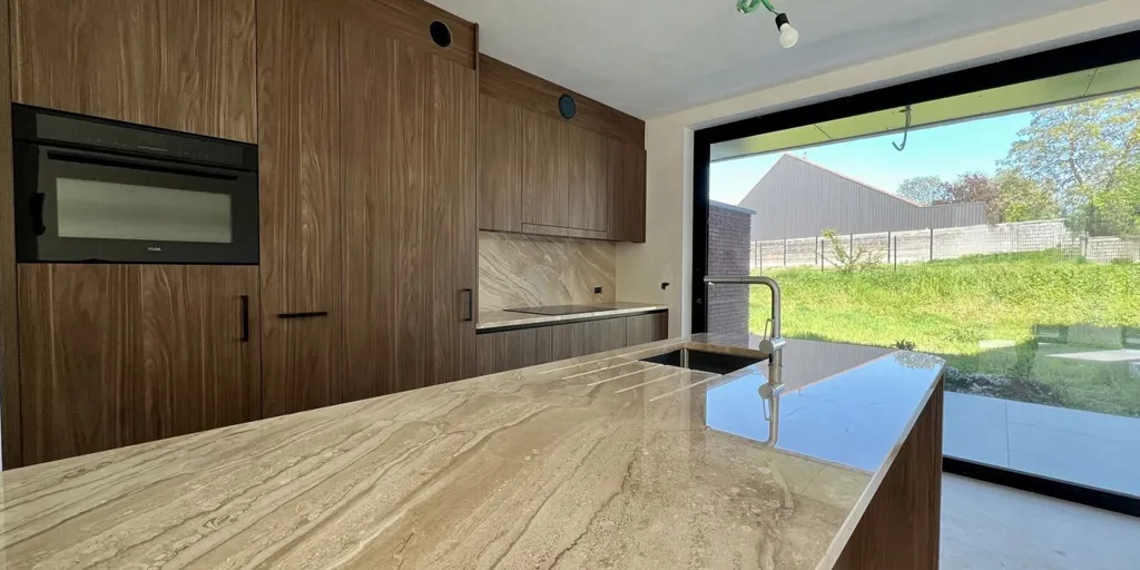 Kitchen - Luxury BEN House with Garden in Aaigem