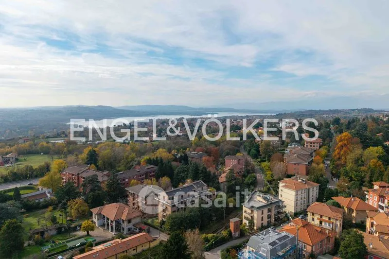 Vista aerea - Octagonal Apartment with Panoramic View in Varese