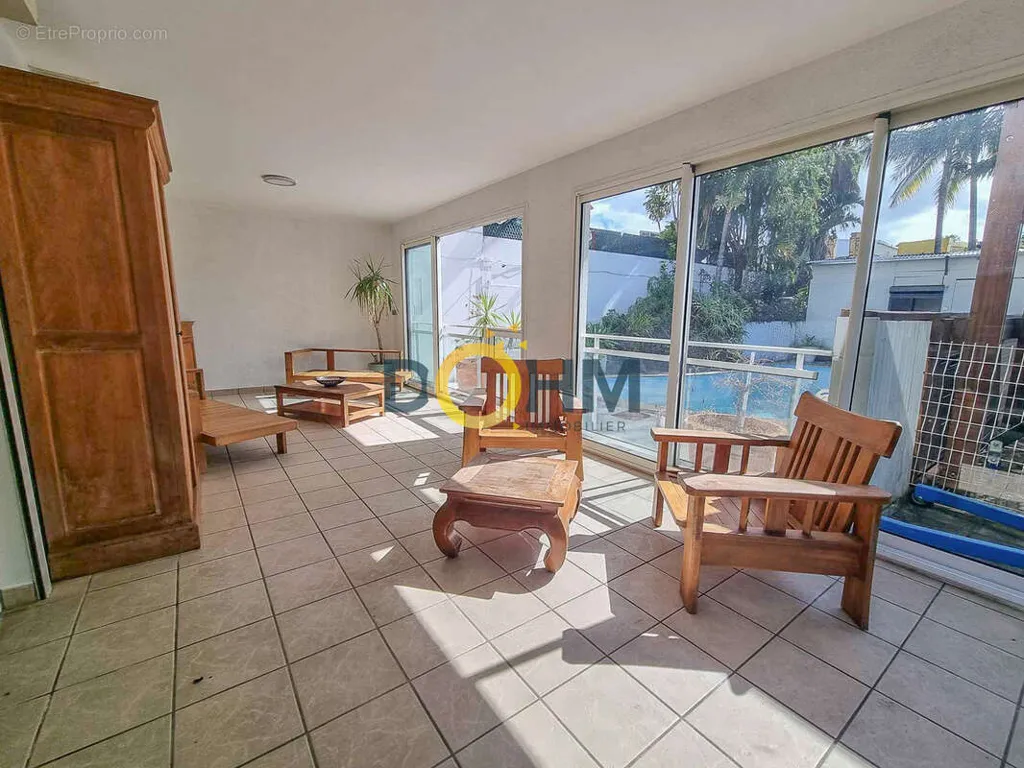 Terrass - House with Pool in Tampon