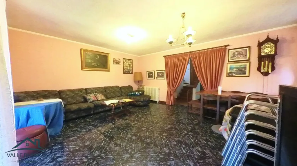 Elutuba - House with Fruit Garden in Valle de Valdelucio