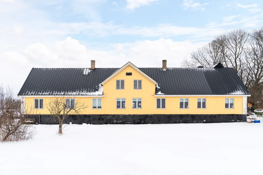 Esterno - Largely Undeveloped Farm with Stables in Stor