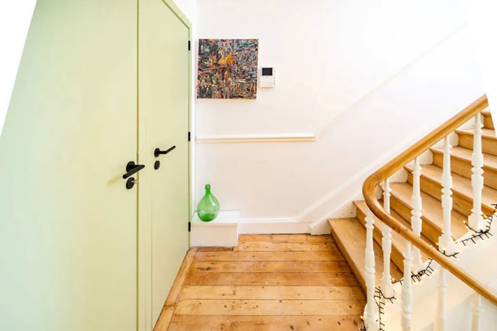 Toad - Duplex with Balcony in Saint Gilles