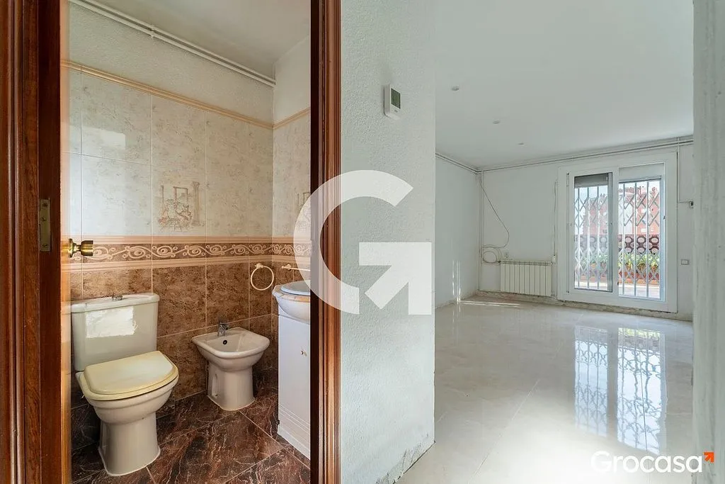 Salles de bain - Penthouse with Terrace in Pubilla Cases